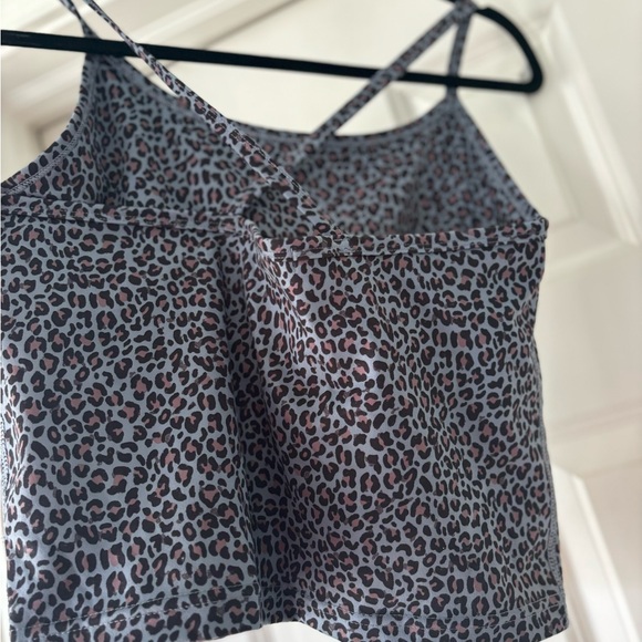 Thrive Societe’ matching leggings and tank size Med - Picture 5 of 7